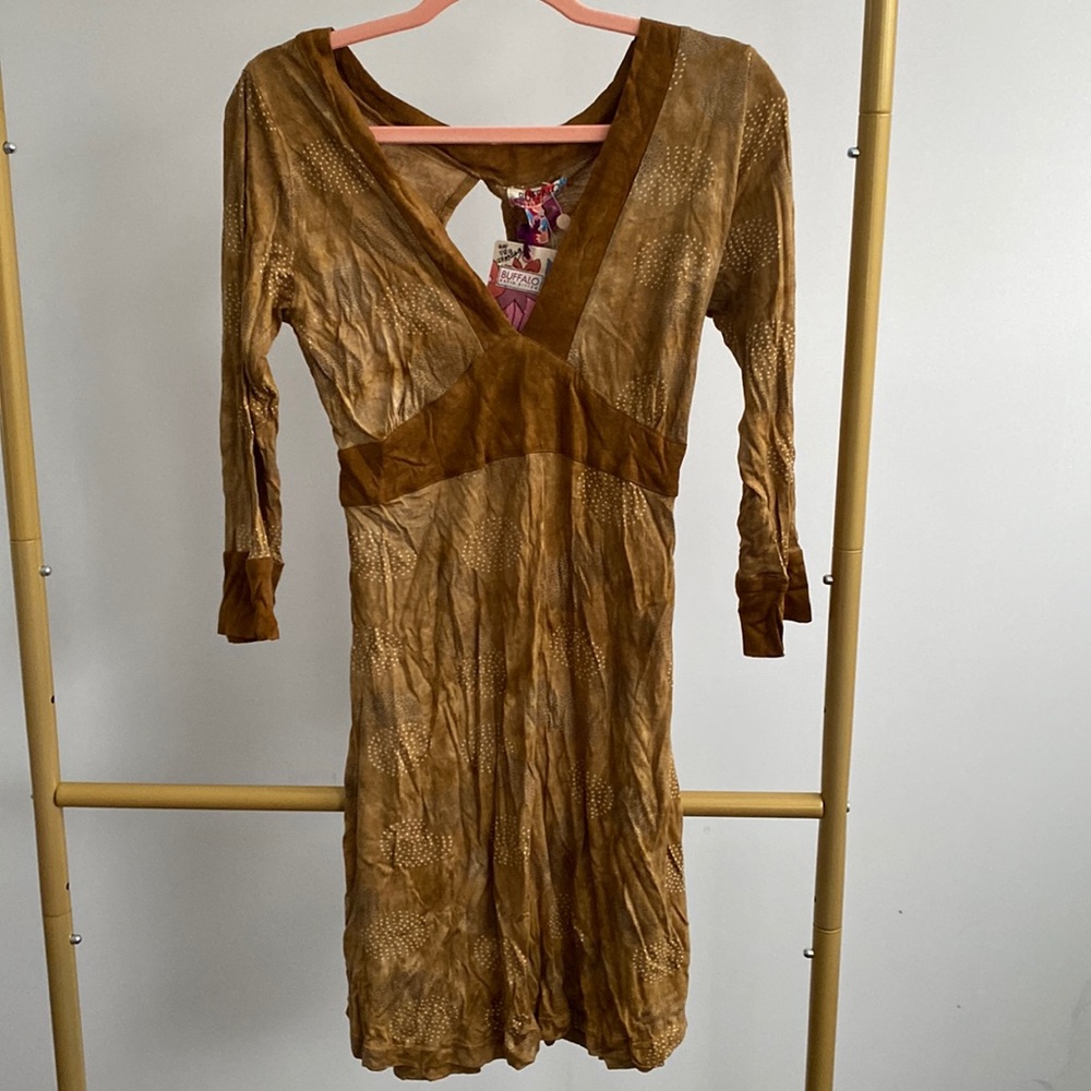 Beautiful, fun dress perfect for every event! Or just to go to the store!!